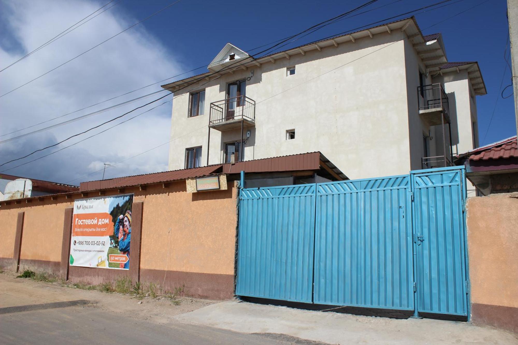 Wings Art Hotel Cholpon-Ata Exterior photo